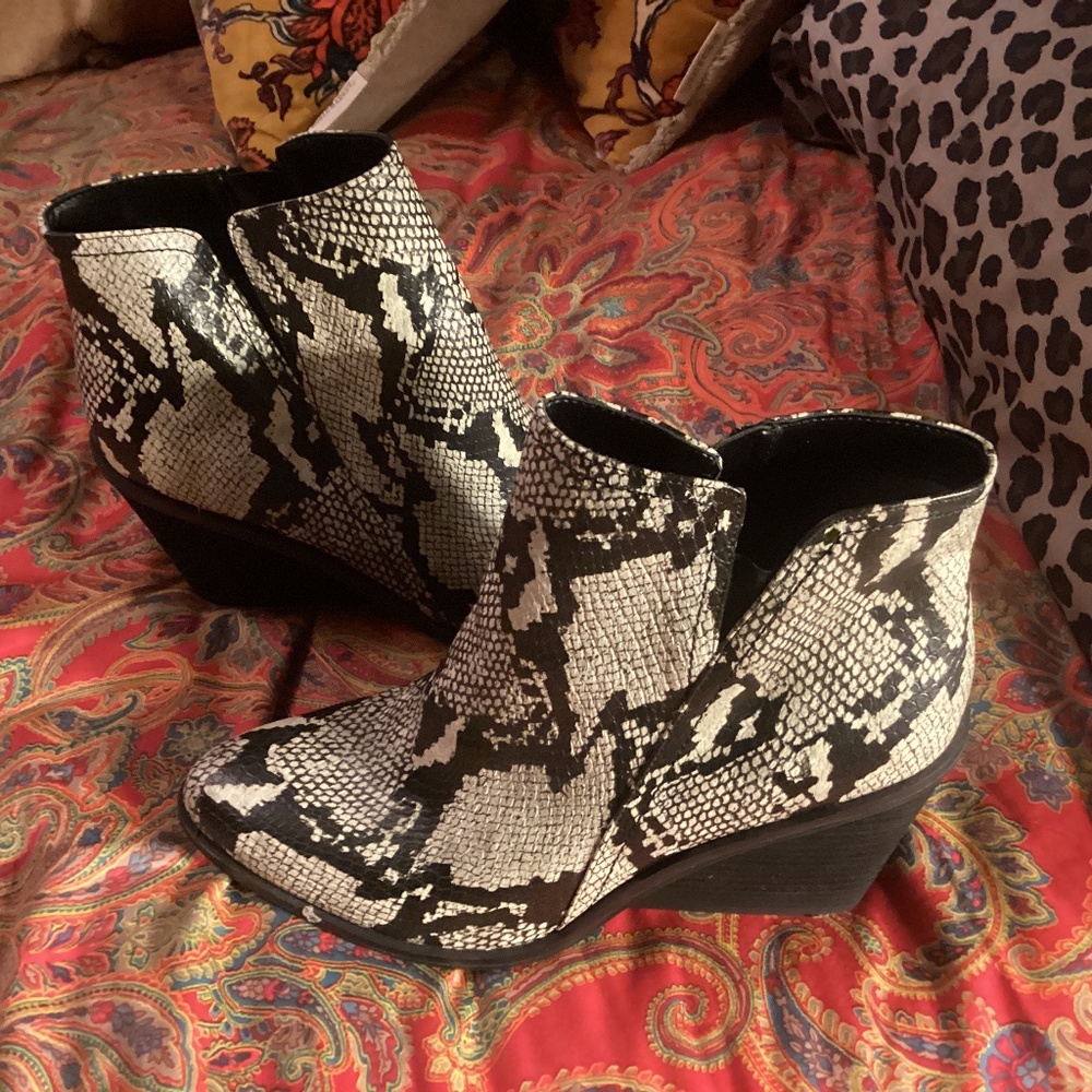 Dr Scholls 10 med snake print